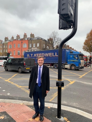 Improving pedestrian safety at Battersea Bridge junction 