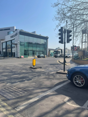 Petition calling on the London Borough of Hammersmith & Fulham (LBHF) to install pedestrian crossings at the Wandsworth Bridge and Townmead Road / Carnwath Road intersection.