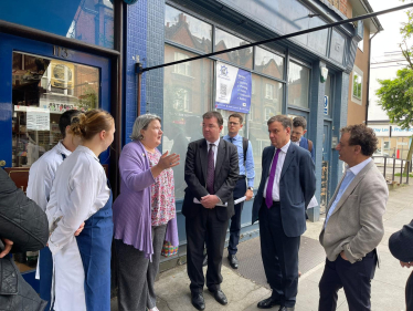 Minister Opperman visit's Fulham